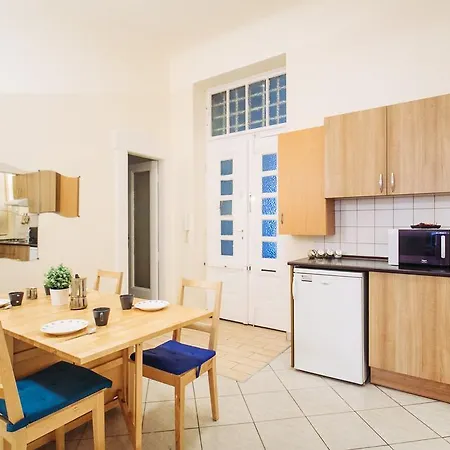 Apartment Sweet *